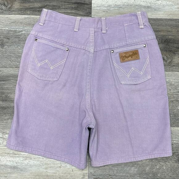 Vintage 60s Wrangler Lavender Womens 18 Slim Fit Flat Front USA Made Jean Shorts - Picture 1 of 9